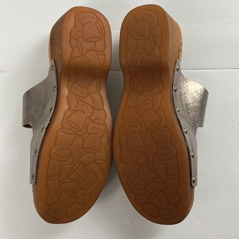 Kork-Ease Saffron Slides in a Soft Gold Metallic - Picture 14 of 14